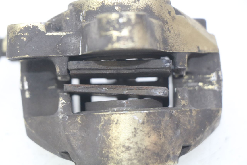 photo de FRONT BRAKE CALIPER MBK BOOSTER SPIRIT 50 (2004 - 2017) - Zoom on usage condition