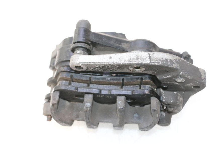 photo de FRONT BRAKE CALIPER SUZUKI BURGMAN 125 (2007 - 2014) - Zoom on usage condition