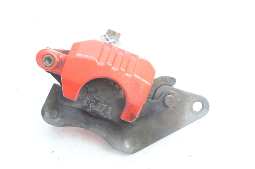 photo de FRONT BRAKE CALIPER YAMAHA BW'S BWS 125 (2010 - 2013) - Fixing points details
