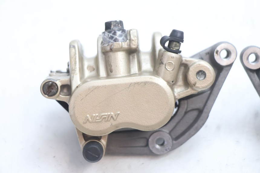 photo de FRONT BRAKE CALIPER HONDA CB F HORNET 600 (2005 - 2006) - Component detail