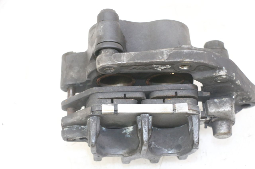 photo de FRONT BRAKE CALIPER HONDA CBF 500 (2004 - 2007) - Zoom on usage condition