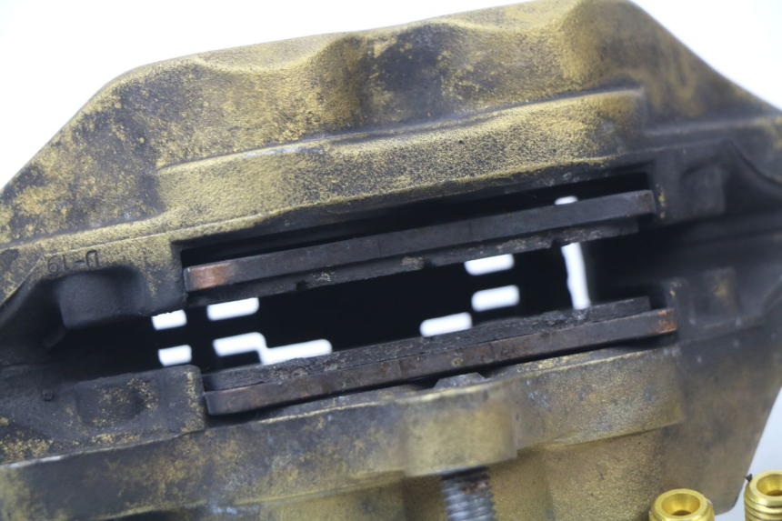 photo de FRONT BRAKE CALIPER HONDA CBR 929 RR FIREBLADE 900 (2000 - 2001) - Zoom on usage condition