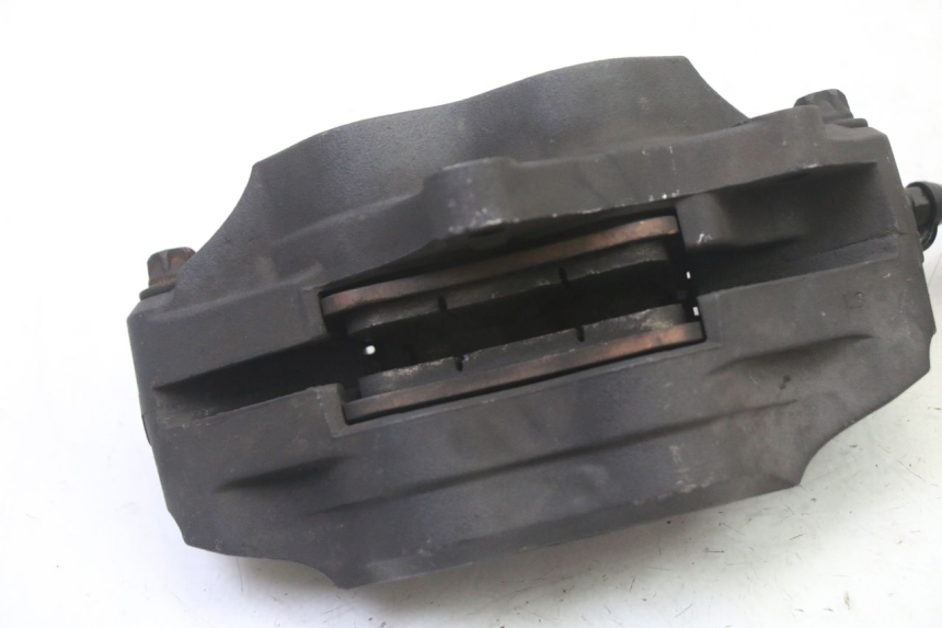 photo de FRONT BRAKE CALIPER HONDA CBR RR FIREBLADE 900 (1992 - 1994) - Surface and material condition