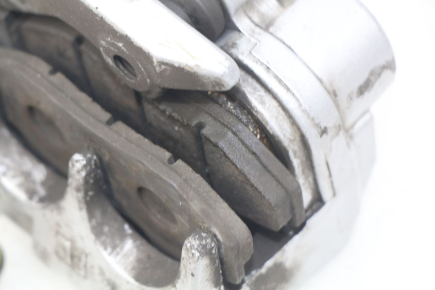 photo de FRONT BRAKE CALIPER RIDE CLASSIC 2T 50 (2014 - 2022) - Zoom on usage condition