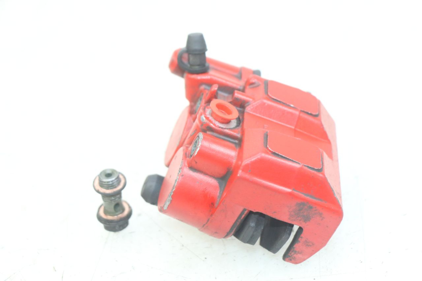 photo de FRONT BRAKE CALIPER SYM CROX 4T 50 (2016 - 2023) - Technical close-up