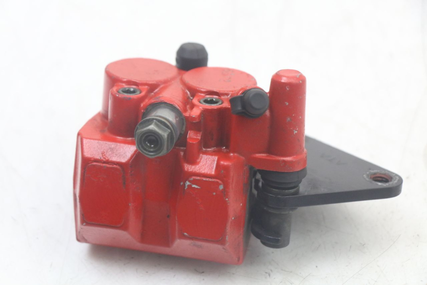 photo de FRONT BRAKE CALIPER SYM CROX 4T 50 (2016 - 2023) - Alternative perspective