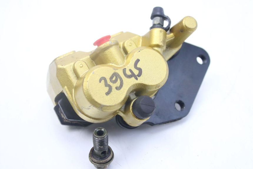photo de FRONT BRAKE CALIPER CCR DIRT BIKE 125 - Fixing points details