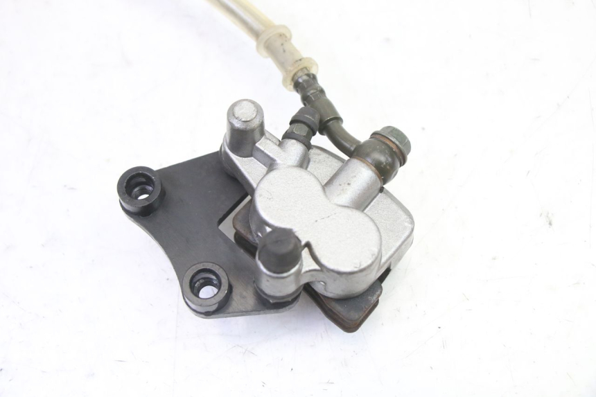 photo de FRONT BRAKE CALIPER CCR DIRT BIKE 125 - Fixing points details
