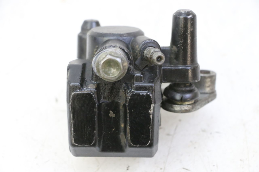 photo de FRONT BRAKE CALIPER CCR DIRT BIKE 125 - Fixing points details