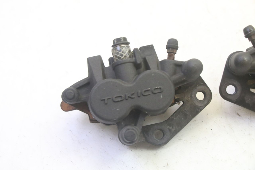 photo de FRONT BRAKE CALIPER SUZUKI DL V STROM 1000 (2002 - 2007) - Component detail