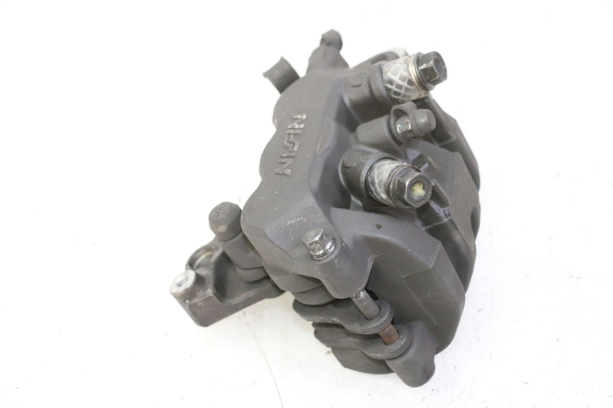 photo de FRONT BRAKE CALIPER HONDA FES S-WING SWING ABS 125 (2007 - 2015) - Fixing points details