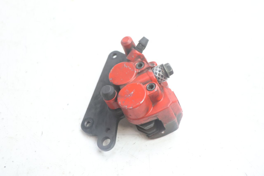 photo de FRONT BRAKE CALIPER SYM FIDDLE 3 III 50 (2014 - 2020) - Zoom on usage condition