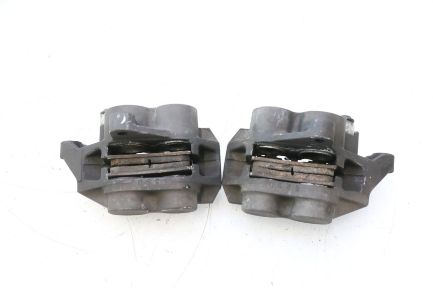 photo de FRONT BRAKE CALIPER YAMAHA FJR 1300 (2001 - 2005) - Component detail