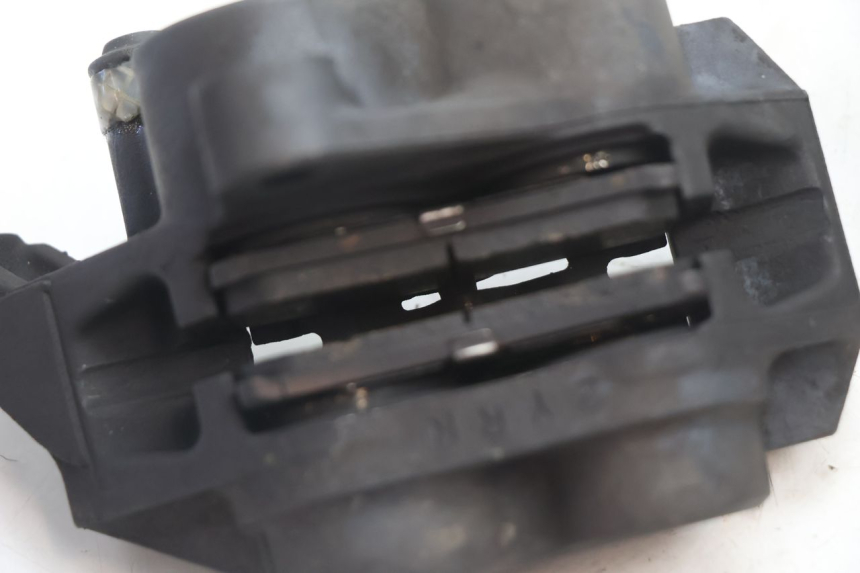 photo de FRONT BRAKE CALIPER YAMAHA FJR 1300 (2001 - 2005) - Surface and material condition