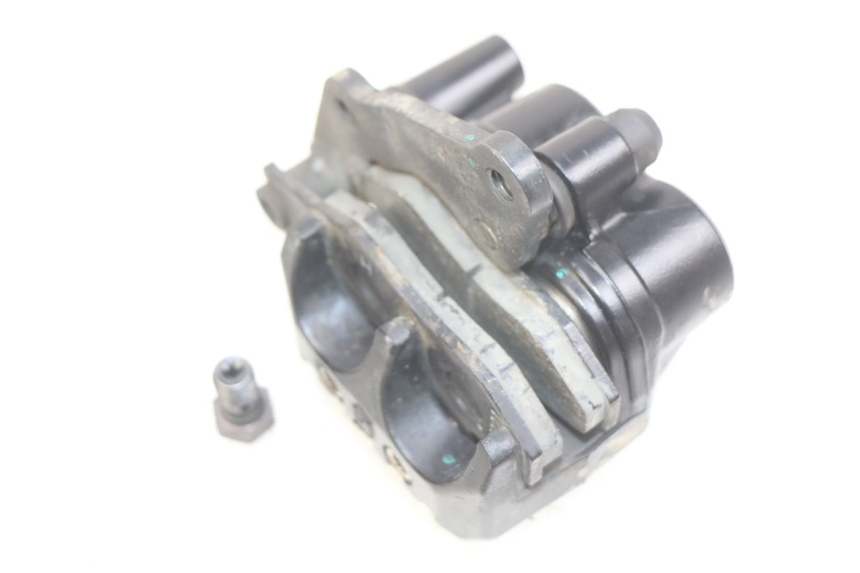photo de FRONT BRAKE CALIPER PIAGGIO FLY 4T 50 (2013 - 2017) - Component detail