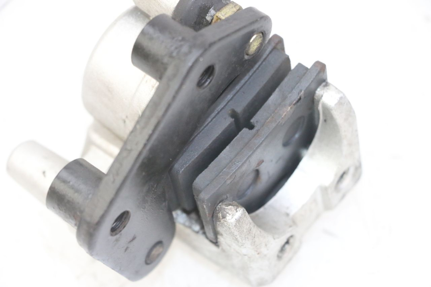photo de FRONT BRAKE CALIPER VENESI FLY RETRO 4T 50 (2020 - 2025) - Technical close-up