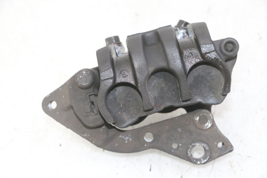 photo de FRONT BRAKE CALIPER HONDA FORZA ABS 300 (2013 - 2017) - Technical close-up