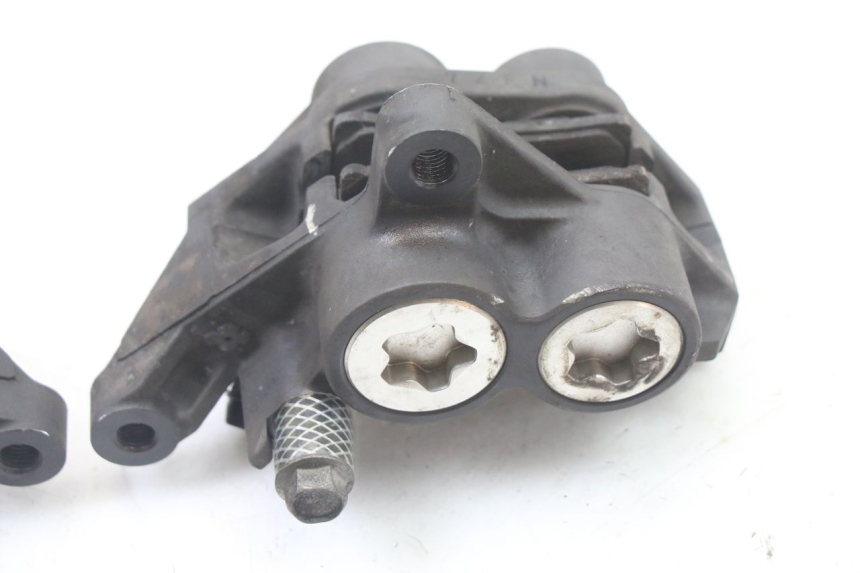 photo de FRONT BRAKE CALIPER YAMAHA FZ6 FAZER S2 600 (2007 - 2011) - Additional view of the item