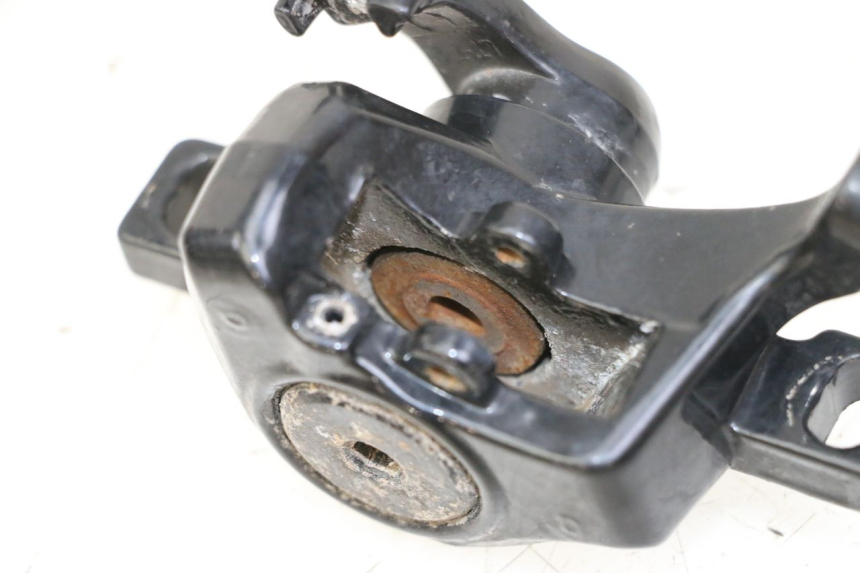 photo de FRONT BRAKE CALIPER KUKIRIN G2 MASTER 1 - Fixing points details