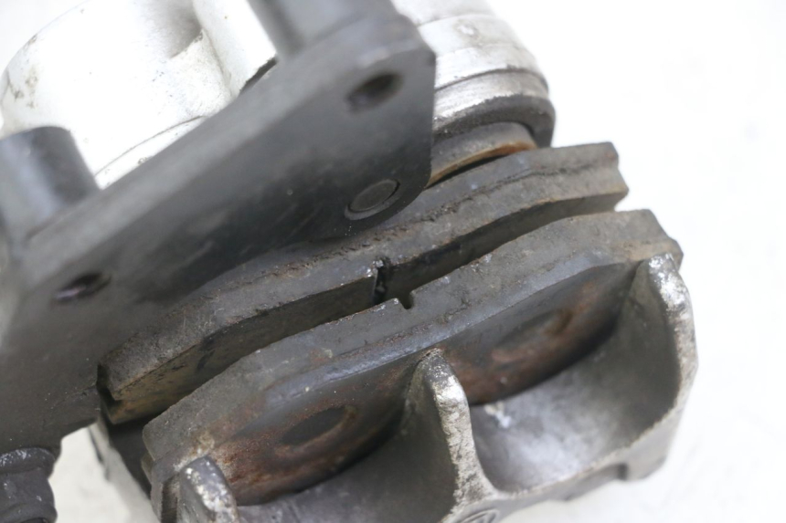 photo de FRONT BRAKE CALIPER GOES WIKI 125 (2010 - 2015) - Alternative perspective