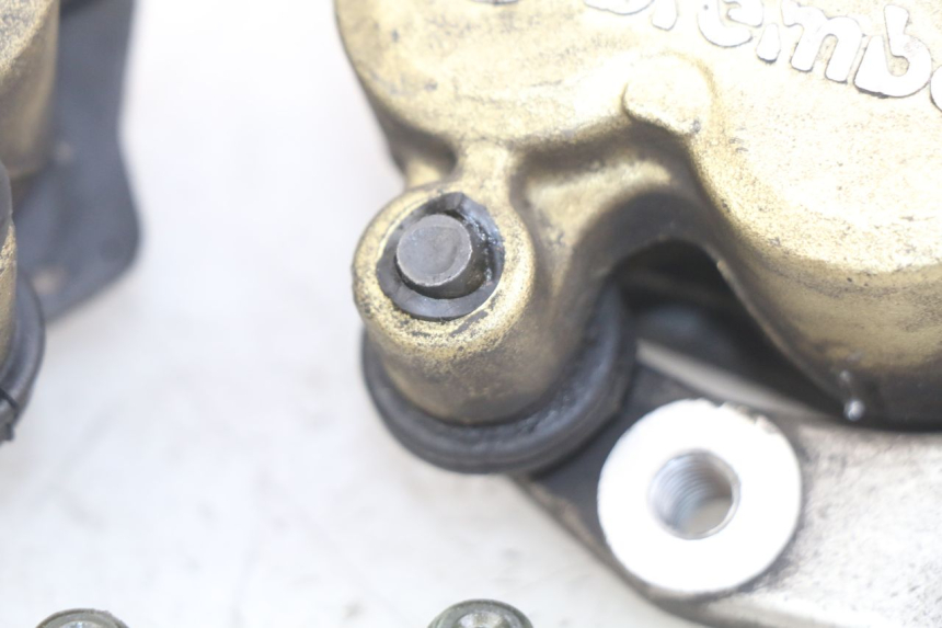photo de FRONT BRAKE CALIPER GILERA GP 800 (2007 - 2013) - Checked used part