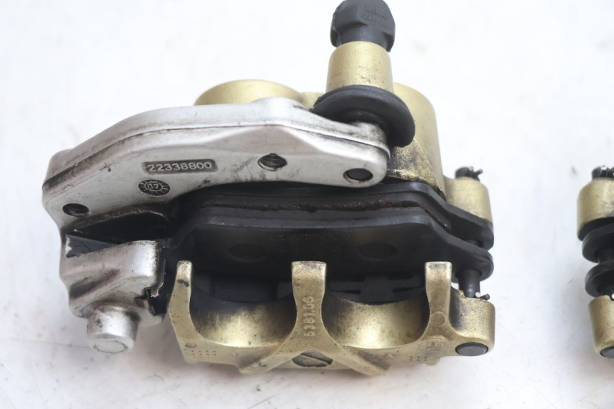 photo de FRONT BRAKE CALIPER GILERA GP 800 (2007 - 2013) - Markings and original references