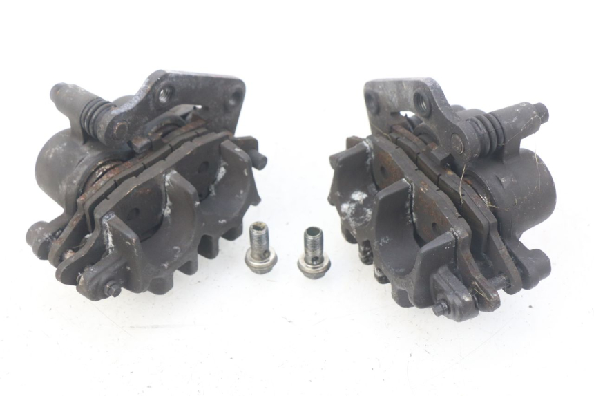 photo de FRONT BRAKE CALIPER SUZUKI GSF N BANDIT 600 (2000 - 2004) - Surface and material condition