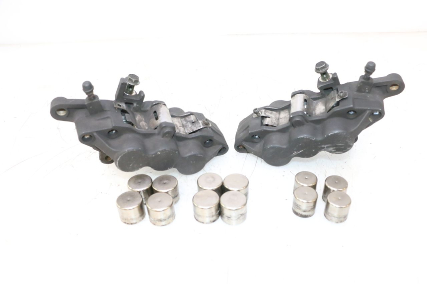 photo de FRONT BRAKE CALIPER SUZUKI GSF N BANDIT 1200 (2001 - 2005) - Distinctive features