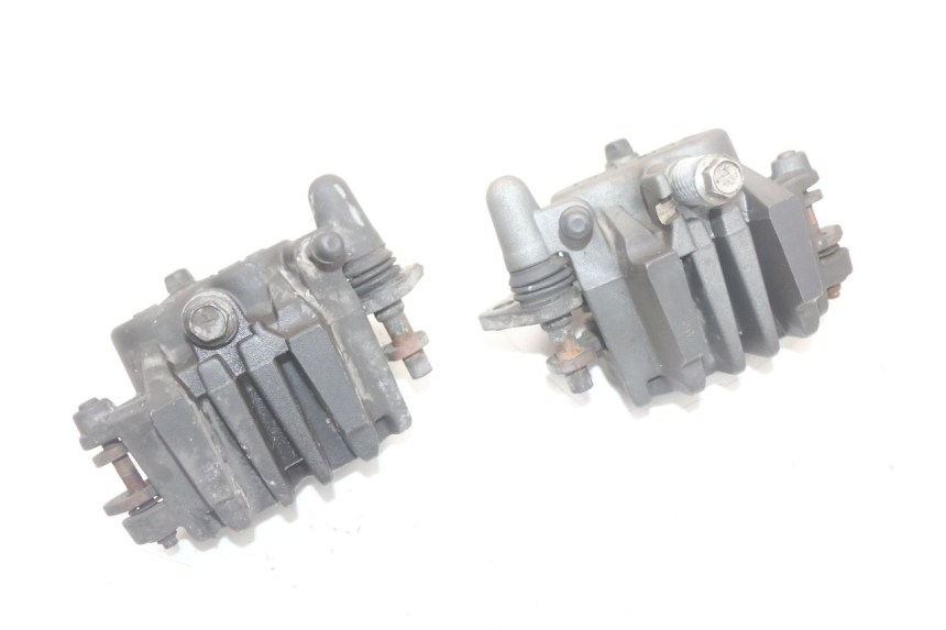 photo de FRONT BRAKE CALIPER SUZUKI GSR 750 (2011 - 2017) - Technical close-up