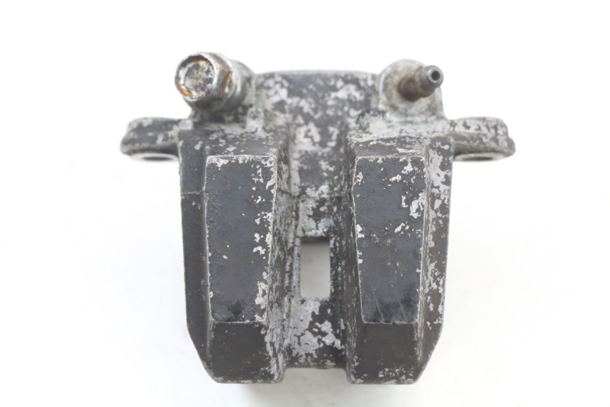 photo de FRONT BRAKE CALIPER SUZUKI GSX E 250 (1982 - 1983) - Zoom on usage condition