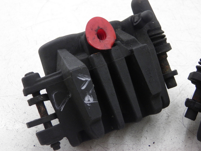 photo de FRONT BRAKE CALIPER KAWASAKI ER-6 ER6 N 650 (2005 - 2009) - Zoom on usage condition