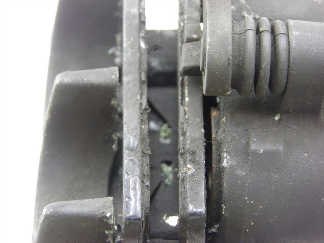 photo de FRONT BRAKE CALIPER KAWASAKI ER-6 ER6 N 650 (2005 - 2009) - Alternative perspective