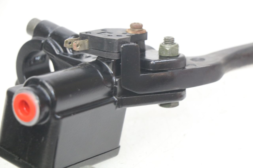 photo de FRONT BRAKE CALIPER PEUGEOT KISBEE 4T 50 (2010 - 2017) - Alternative perspective