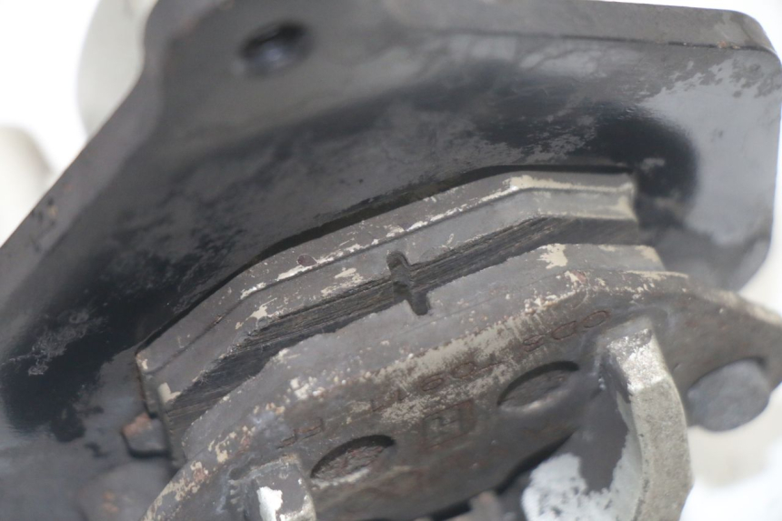 photo de FRONT BRAKE CALIPER KYMCO PEOPLE S 125 (2000 - 2008) - Surface and material condition