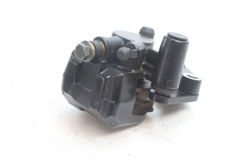 photo de FRONT BRAKE CALIPER LONGJIA LJ50QT 8M 2T 50 (2010 - 2017) - Zoom on usage condition
