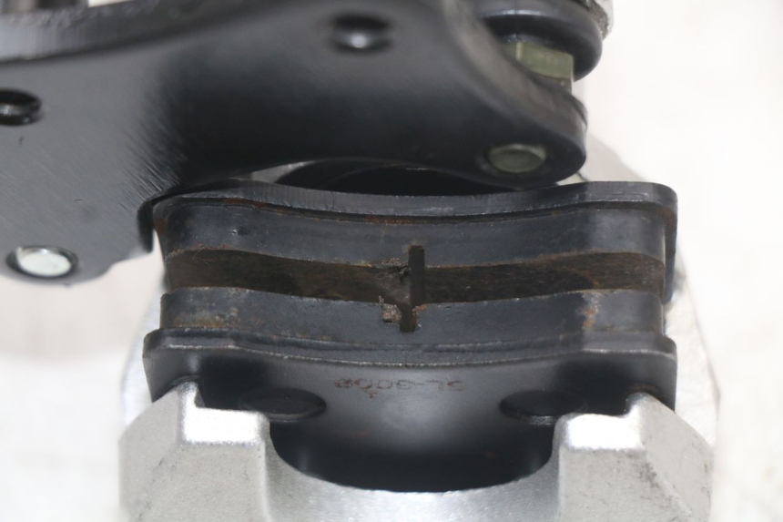 photo de FRONT BRAKE CALIPER MASH LEGEND'R 4T 50 (2021 - 2025) - Fixing points details