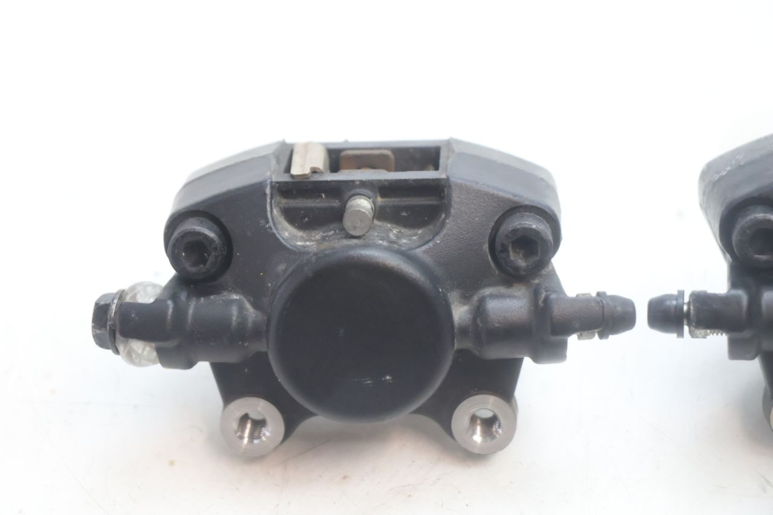 photo de FRONT BRAKE CALIPER PIAGGIO MP3 HPE 530 (2022 - 2026) - Component detail