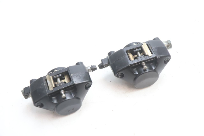 photo de FRONT BRAKE CALIPER PIAGGIO MP3 LT 400 (2007 - 2012) - Alternative perspective