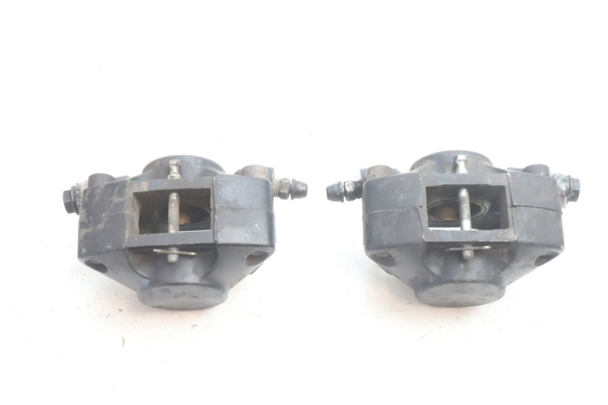 photo de FRONT BRAKE CALIPER PIAGGIO MP3 500 (2016 - 2018) - Alternative perspective