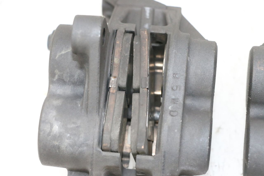 photo de FRONT BRAKE CALIPER YAMAHA MT-07 MT07 ABS 700 (2018 - 2020) - Zoom on usage condition