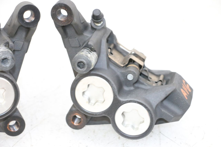 photo de FRONT BRAKE CALIPER YAMAHA MT-07 MT07 ABS 700 (2018 - 2020) - Markings and original references