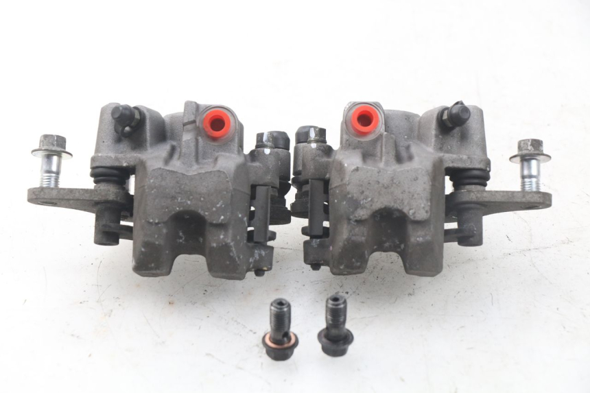 photo de FRONT BRAKE CALIPER MBK MW TRYPTIK 125 (2017 - 2022) - Alternative perspective