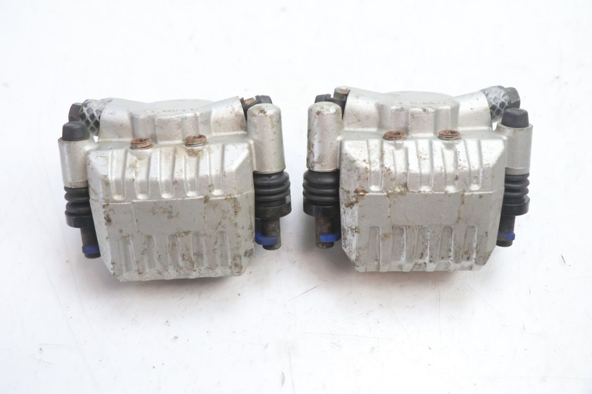 photo de FRONT BRAKE CALIPER KYMCO MXU R 250 (2004 - 2010) - Alternative perspective