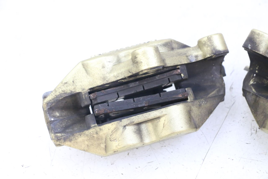 photo de FRONT BRAKE CALIPER MOTO GUZZI NORGE 8V GT 1200 (2011 - 2016) - Zoom on usage condition