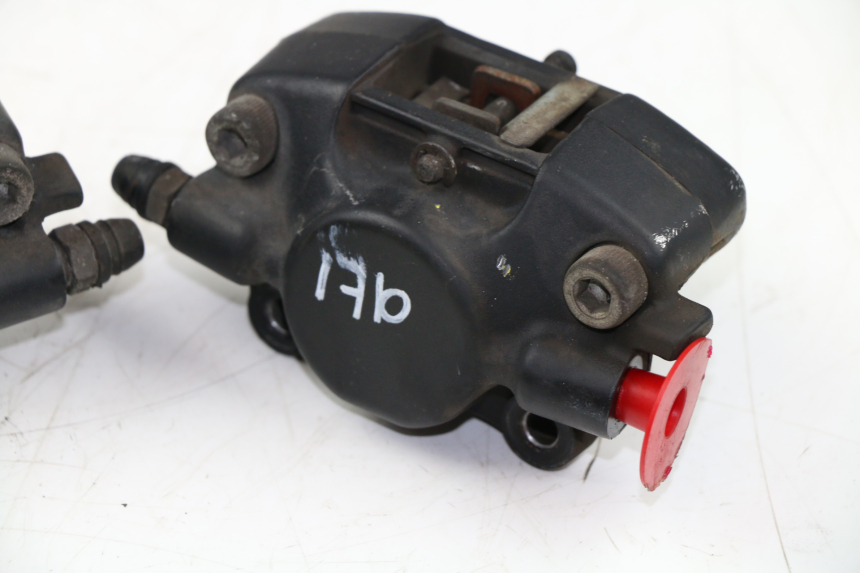 photo de FRONT BRAKE CALIPER PIAGGIO MP3 125 (2006 - 2014) - Product overview