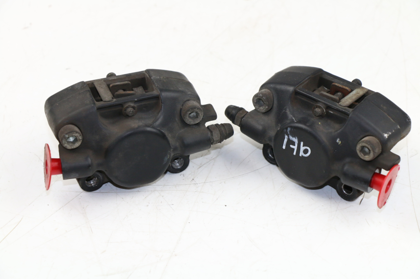 photo de FRONT BRAKE CALIPER PIAGGIO MP3 125 (2006 - 2014) - Surface and material condition