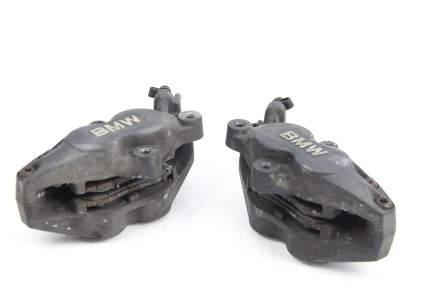 photo de FRONT BRAKE CALIPER BMW R GS 1200 (2005 - 2007) - Fixing points details