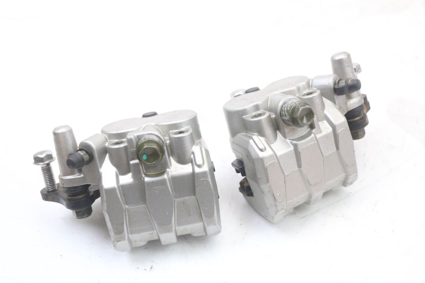 photo de FRONT BRAKE CALIPER REGAL RAPTOR RAXTER 2 125 (2007 - 2015) - Technical close-up