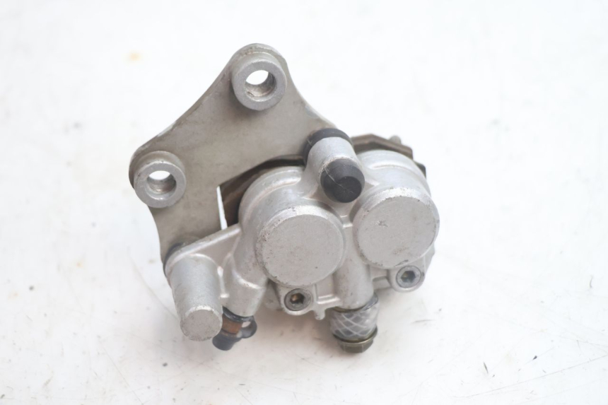 photo de FRONT BRAKE CALIPER YIYING RETRO 125 (2008 - 2018) - Alternative perspective