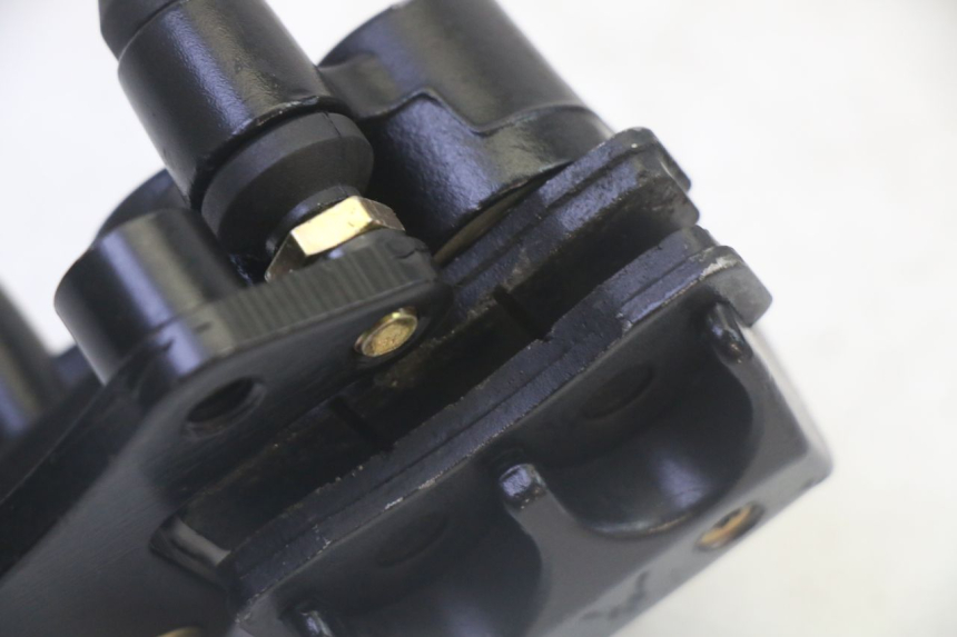 photo de FRONT BRAKE CALIPER APOLLO RFZ 125 - Surface and material condition